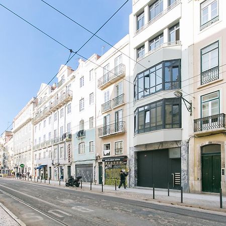 Cozy Apartment In Amazing Location! リスボン エクステリア 写真